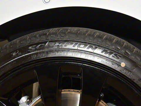 2025�� 400PS Dynamic HSE