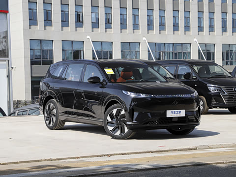 2025�� 210Max���Ȱ� 6��