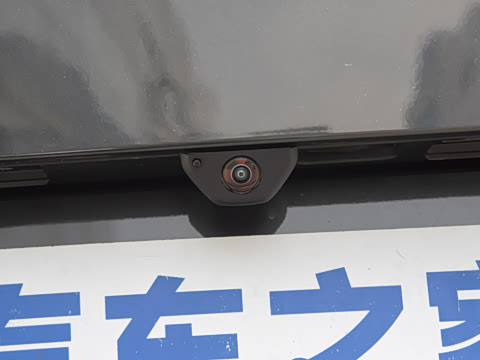 2025�� 400PS Dynamic HSE