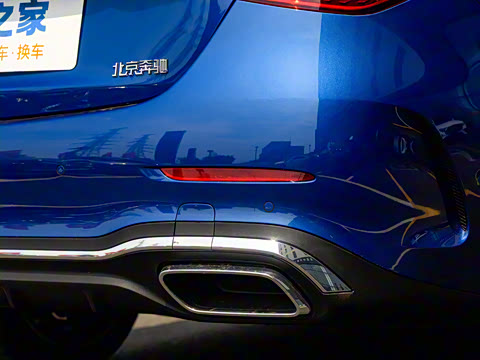 2024�� �Ŀ��� C 260 L �˶���