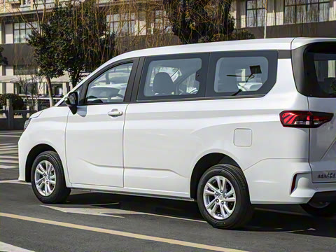 2025�� 1.6L �ֶ���������� 7��