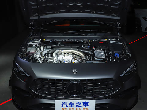 2025�� AMG A 35 L 4MATIC