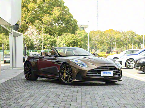 2025�� 4.0T V8 Volante