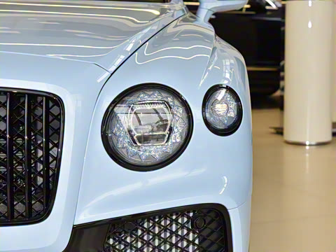 2024�� V8 Edition 8