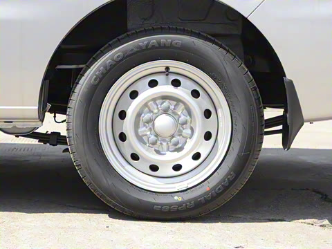 2025�� 1.8L �ֶ������ 5��