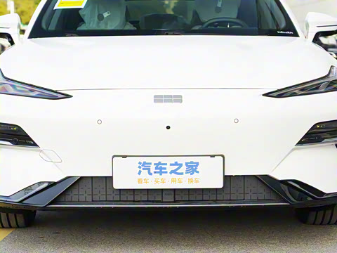 2025�� 700km Զ���Ǽݰ�