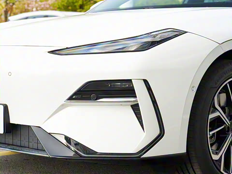 2025�� 700km Զ���Ǽݰ�