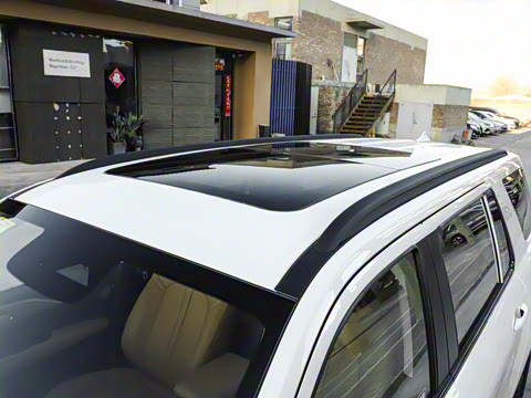 2025�� 2.0T�Զ������캽�� ����