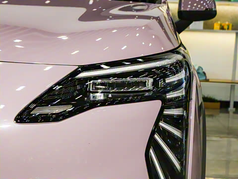 2025�� Plus 510 ������