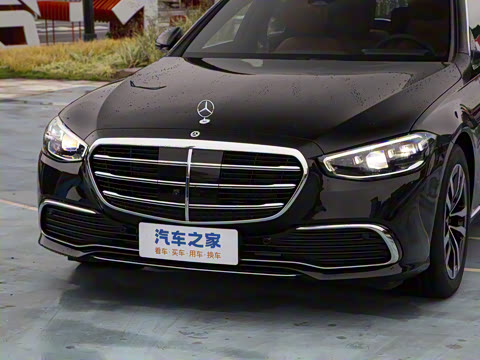 2025�� S 400 L ������