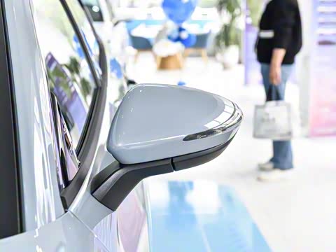 2025�� EM-i 60km ������