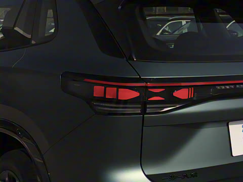 2025�� ̽��L 330TSI ������ӢCity��