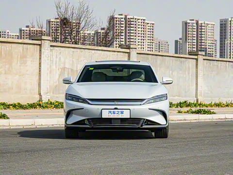 2025�� EV �Ǽݰ� 605KM������