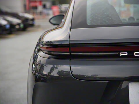 2024�� Panamera 4 E-Hybrid �����ӳ��� 2.9T