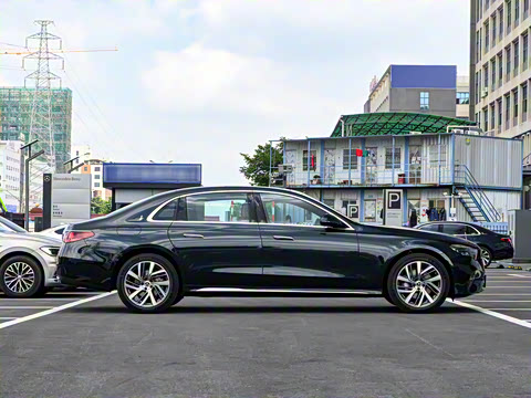 2025�� �Ŀ� E 300 L ʱ����