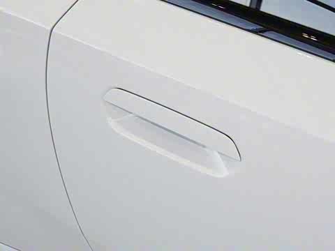 2025�� 225i M�˶���ҹ��װ