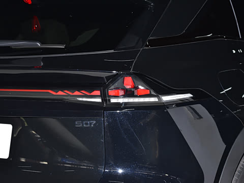 2025�� 215Max ��ΪǬ���Ǽ�ADS SE���̰�