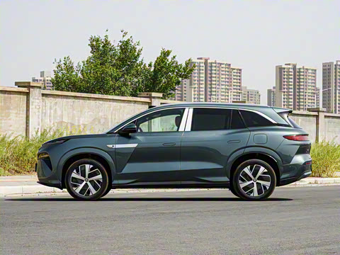 2025�� EV 670KM�����״�������