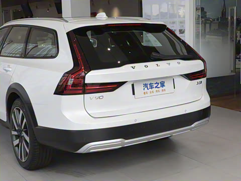 2025�� Cross Country B5 AWD �����