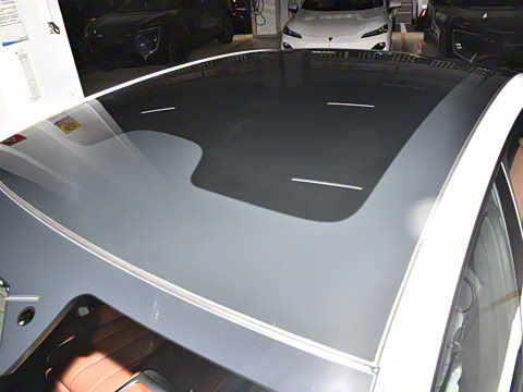 2025�� 300UltraǬ���Ǽ�ADS SE���̰�