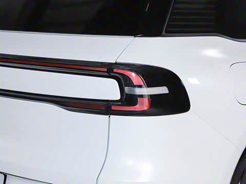 2025�� 215�����콢PLUS