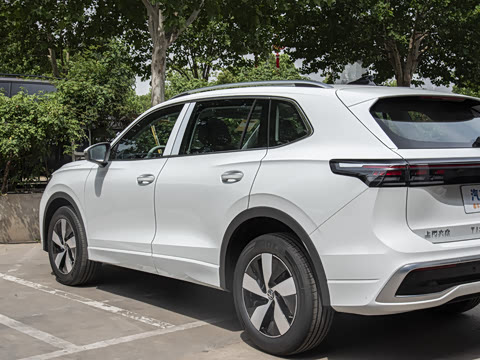 2025�� PRO 380TSI �������а�