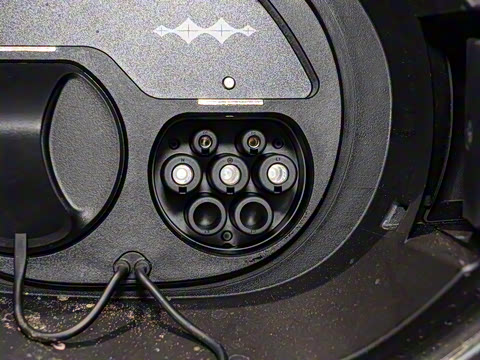 2025�� 501KM ����Pro��