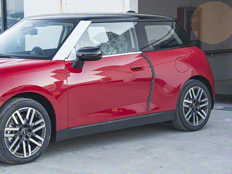 2025�� 456km COOPER E ������