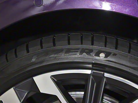 2025�� 330i 50����������