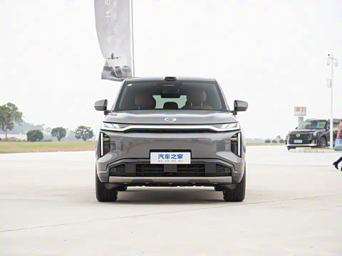 2025�� 180km Ultra ���������״��