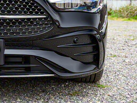 2025�� CLE 260 ���ܳ�