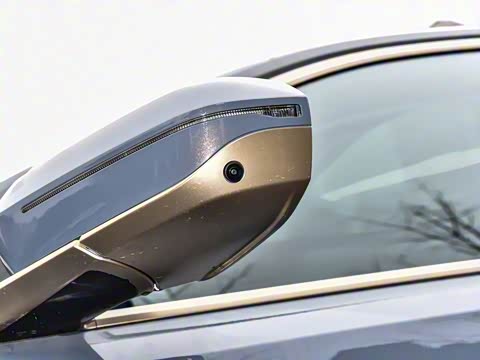 2025�� 530Li ������ ������װ