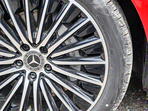 2025�� CLE 260 ���ܳ�