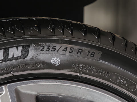 2025�� 260TURBO ��Ӣ��