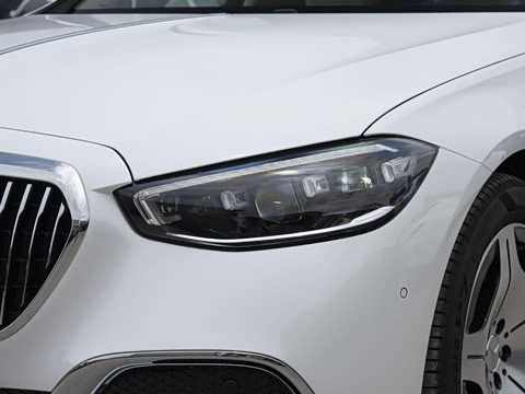 2025�� �Ŀ� S 480 4MATIC