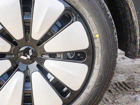 2025�� 333km ��Ϭ������