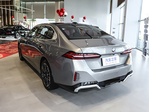 2025�� 525Li M�˶���װ