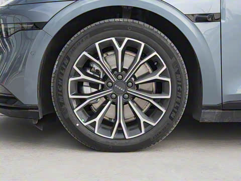 2024�� �����Ǽݰ� 100kWh