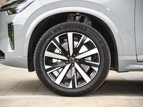 2025�� �Ŀ� B5 ���ݺ����� 5��