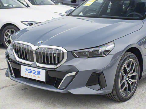 2024�� eDrive 35L M�˶���װ