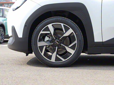 2024�� E ������