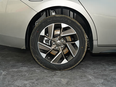 2025�� ������ 52.998kWh