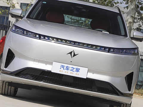 2025�� 210Max�Ǽݰ� 6��