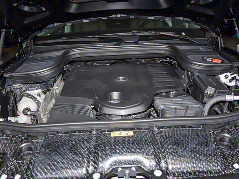 2025�� GLS 450 4MATIC ������