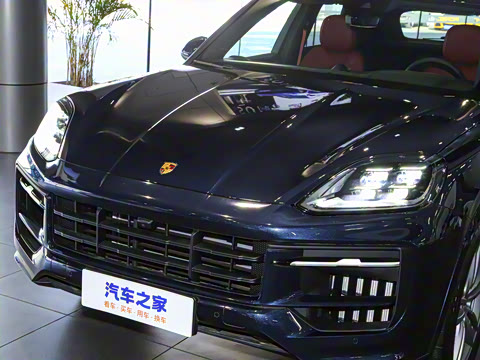 2025�� Cayenne S E-Hybrid 3.0T