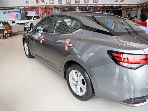 2025�� 1.6L CVT���İ�