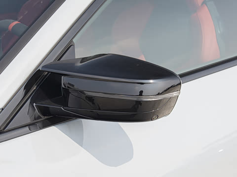 2024�� M4������ܳ� M xDrive ������