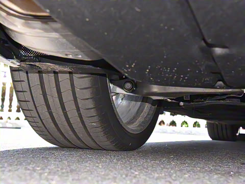 2026�� 4.0T V8 Mulliner