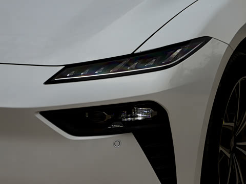 2025�� ���� 650ProѲ����