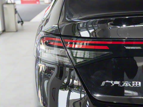 2025�� �˶�ϵ�� 260TURBO ������